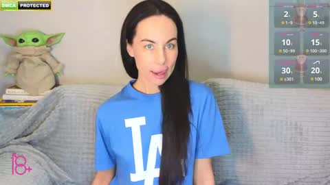 Snapshot of mabuhay_girl chatting on January 25, 11:11 pm You let people into your sea and they kill your fish online show from January 25, 11:11 pm