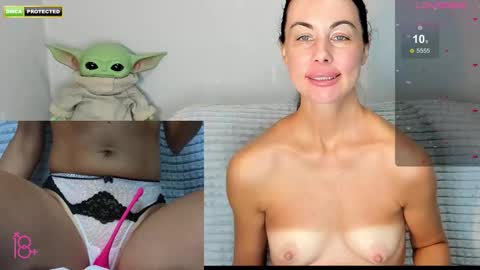 Snapshot of mabuhay_girl chatting on September 21, 12:29 pm You let people into your sea and they kill your fish online show from September 21, 12:29 pm