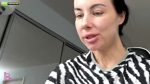 Snapshot of mabuhay_girl chatting on December 5, 1:03 am You let people into your sea and they kill your fish online show from December 5, 1:03 am