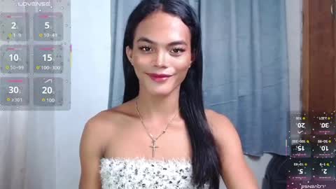 Snapshot of mabuhay_lola chatting on June 21, 8:50 am Divina online show from June 21, 8:50 am