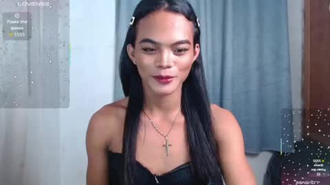 Snapshot of mabuhay_lola chatting on June 22, 8:00 am Divina online show from June 22, 8:00 am