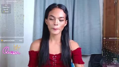 Snapshot of mabuhay_lola chatting on June 27, 5:51 pm Divina online show from June 27, 5:51 pm