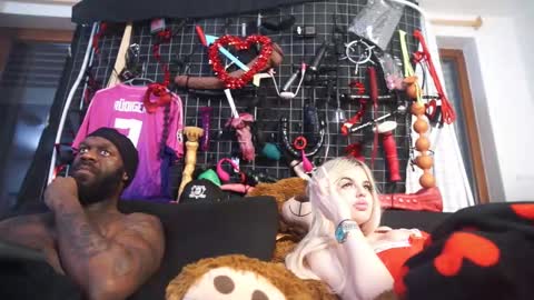 Mac Troy online show from February 11, 11:10 pm