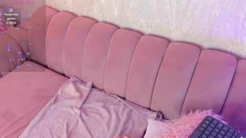 Maca online show from September 25, 11:58 am