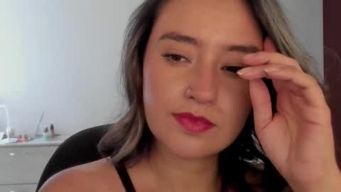 Maca online show from September 15, 1:44 pm