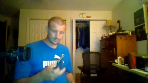 Snapshot of macdaddy9mm chatting on July 7, 2:36 am macdaddy9mm online show from July 7, 2:36 am