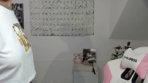 Mac Delice online show from December 3, 5:20 am