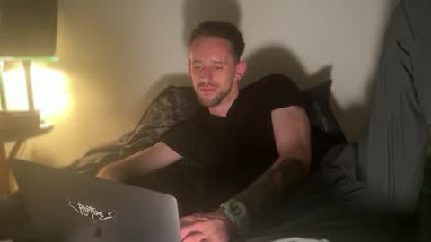 Snapshot of macebre chatting on September 19, 3:08 am my beautiful long dick will make you happy online show from September 19, 3:08 am