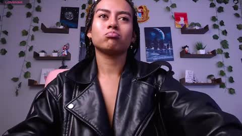 Macey Elliot Modelo Independiente online show from December 24, 12:55 pm
