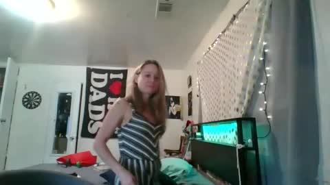 maceyloves online show from April 28, 4:45 pm
