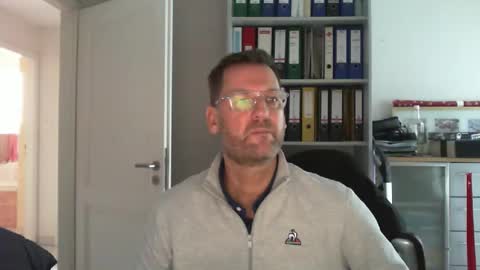 macfly67 online show from December 27, 10:55 am