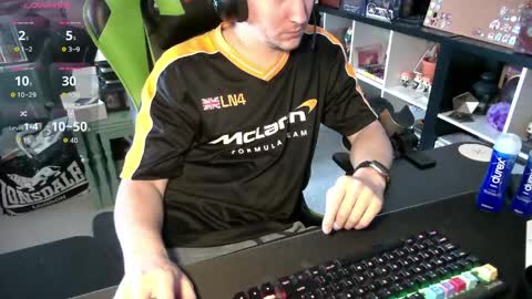 macgargan69 online show from April 20, 4:54 pm