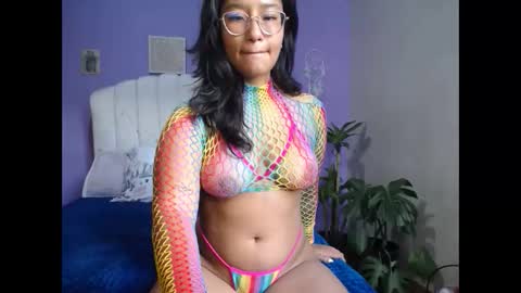 Laura online show from March 13, 2:12 pm