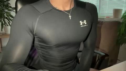 machine_15_ online show from April 19, 6:10 pm