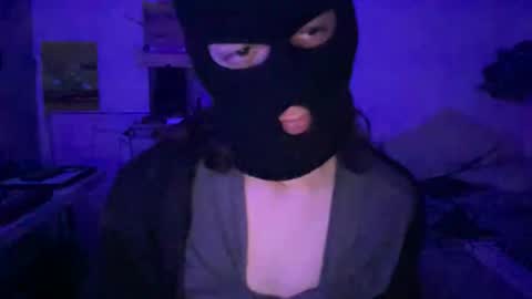 Accelerate online show from April 1, 8:15 am