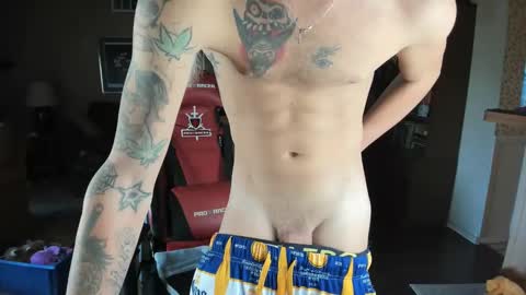 Snapshot of machinecumkelly69 chatting on January 19, 10:17 pm machinecumkelly69 online show from January 19, 10:17 pm