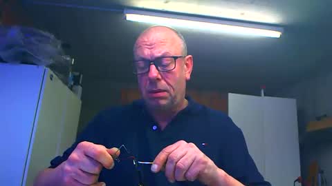 Snapshot of machinegun3dx chatting on March 4, 7:20 pm Andy online show from March 4, 7:20 pm