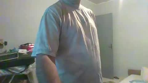 MACHOLIVRE online show from February 24, 8:34 am