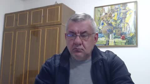 Snapshot of machomale3 chatting on December 21, 8:00 pm Macho online show from December 21, 8:00 pm