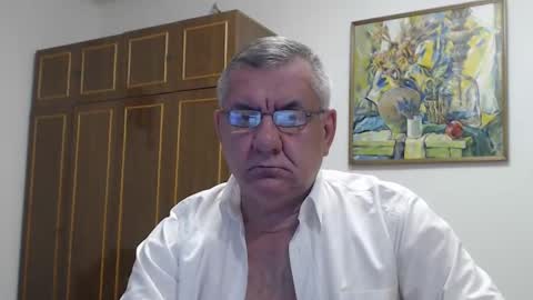 Snapshot of machomale3 chatting on December 25, 7:34 pm Macho online show from December 25, 7:34 pm