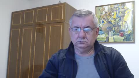 Snapshot of machomale3 chatting on January 1, 1:59 pm Macho online show from January 1, 1:59 pm