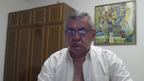 Snapshot of machomale3 chatting on January 1, 8:15 pm Macho online show from January 1, 8:15 pm