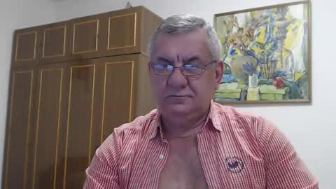 Snapshot of machomale3 chatting on January 6, 7:13 pm Macho online show from January 6, 7:13 pm