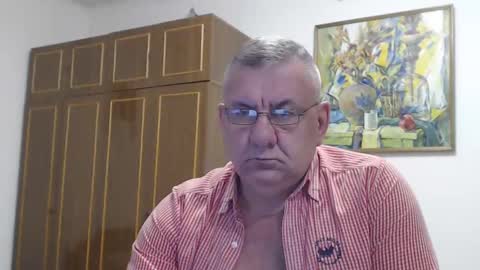 Snapshot of machomale3 chatting on January 8, 8:39 pm Macho online show from January 8, 8:39 pm