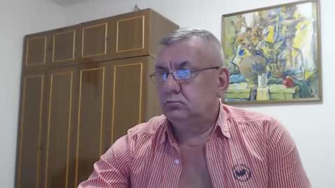 Snapshot of machomale3 chatting on January 15, 9:09 pm Macho online show from January 15, 9:09 pm