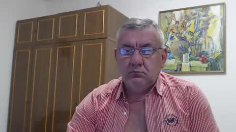 Snapshot of machomale3 chatting on January 19, 7:26 pm Macho online show from January 19, 7:26 pm
