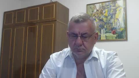 Snapshot of machomale3 chatting on September 13, 4:40 pm Macho online show from September 13, 4:40 pm