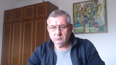 Snapshot of machomale3 chatting on October 5, 1:31 pm Macho online show from October 5, 1:31 pm