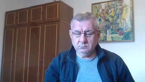 Snapshot of machomale3 chatting on October 13, 2:17 pm Macho online show from October 13, 2:17 pm