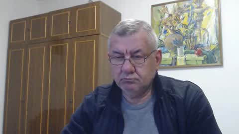 Snapshot of machomale3 chatting on October 19, 2:50 pm Macho online show from October 19, 2:50 pm
