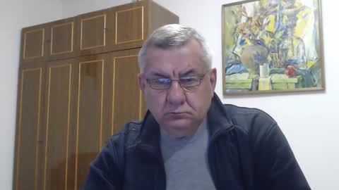 Snapshot of machomale3 chatting on October 29, 5:04 pm Macho online show from October 29, 5:04 pm