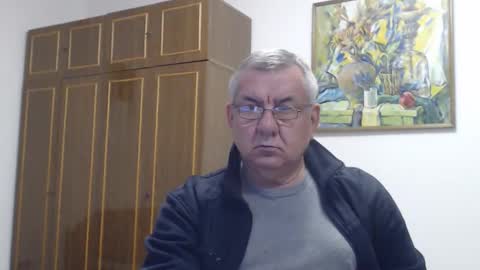 Snapshot of machomale3 chatting on November 4, 2:49 pm Macho online show from November 4, 2:49 pm