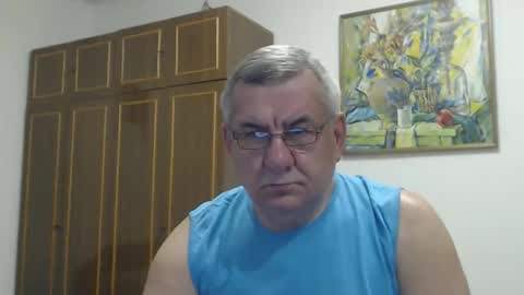 Snapshot of machomale3 chatting on November 10, 10:42 pm Macho online show from November 10, 10:42 pm