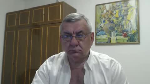 Snapshot of machomale3 chatting on December 16, 6:35 pm Macho online show from December 16, 6:35 pm