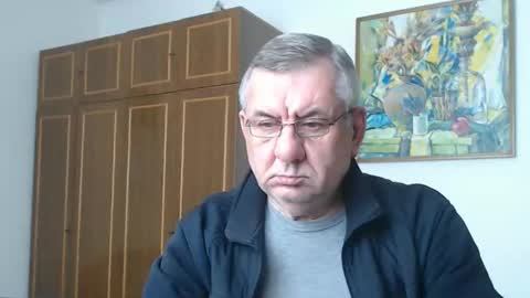 Snapshot of machomale3 chatting on January 10, 11:01 am Macho online show from January 10, 11:01 am