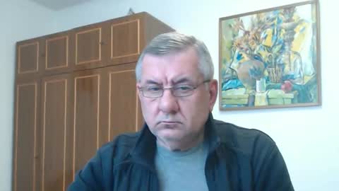 Snapshot of machomale3 chatting on January 11, 12:54 pm Macho online show from January 11, 12:54 pm