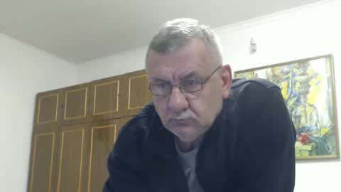 Snapshot of machomale3 chatting on January 12, 7:41 pm Macho online show from January 12, 7:41 pm