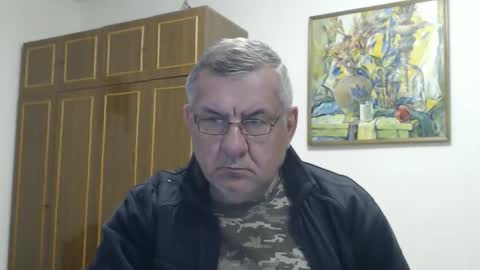 Snapshot of machomale3 chatting on February 10, 6:01 pm Macho online show from February 10, 6:01 pm