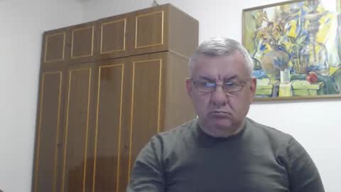 Snapshot of machomale3 chatting on February 27, 6:19 pm Macho online show from February 27, 6:19 pm