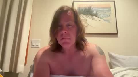 xStraightEdgex online show from April 19, 7:07 am