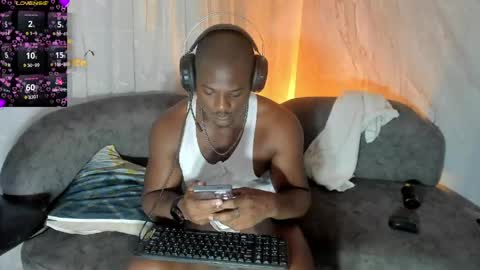 Snapshot of mackbig_dick2 chatting on May 20, 3:13 am MACKBIG DICK im a damn dominant I like ATMs INSTAGRAM Edwinaragonc online show from May 20, 3:13 am