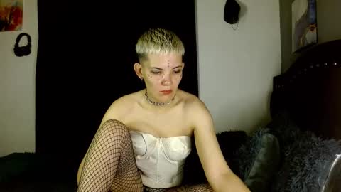 Noah Askew online show from January 15, 1:32 am