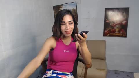 Snapshot of madalina1992 chatting on January 16, 10:53 am madalina1992 online show from January 16, 10:53 am