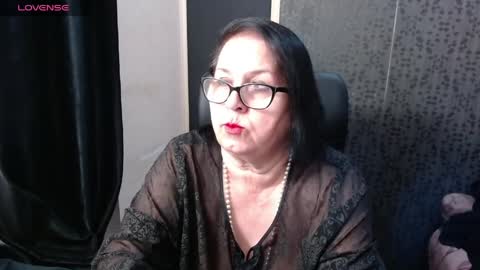 Snapshot of madam_sanjanne chatting on April 26, 7:11 pm Madam Sanjanne online show from April 26, 7:11 pm