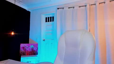  madame lilith  online show from October 12, 11:31 am