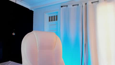  madame lilith  online show from October 14, 1:45 pm